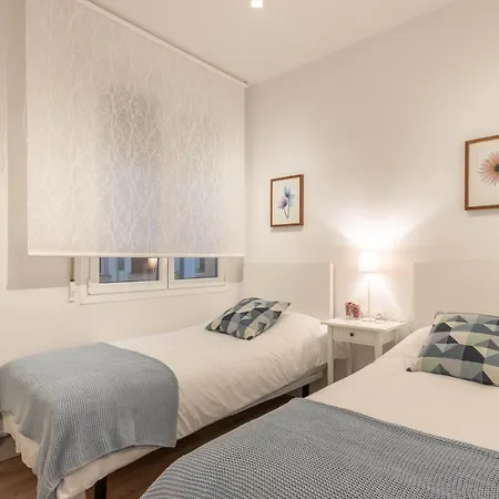 Abando Ii By Aston * בילבאו